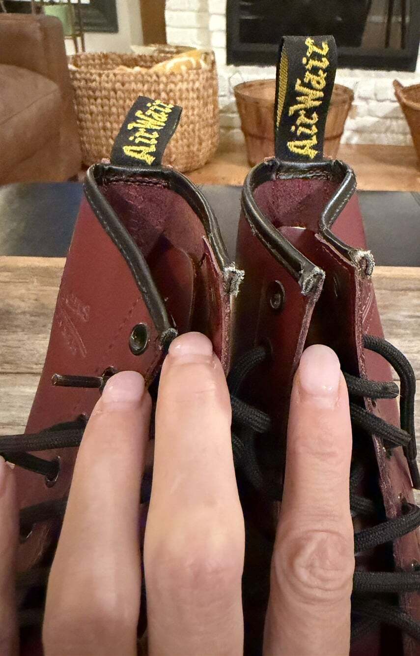 Dr. Martens 1460 Women’s Size 9 Cherry Red Burgundy Leather 8-Eye Boots - Picture 12 of 14